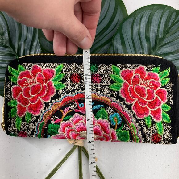 Unbranded Black Pink White Gold Light Embroidered Rose Lace Zip Around Wallet - Picture 8 of 8